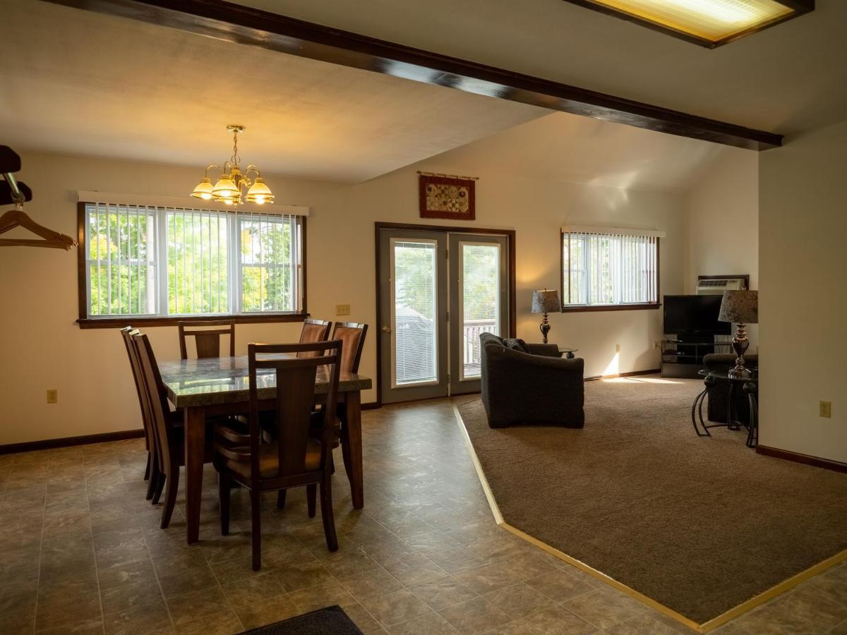 Lake 'N Pines Motel Cooperstown Zewnętrze zdjęcie