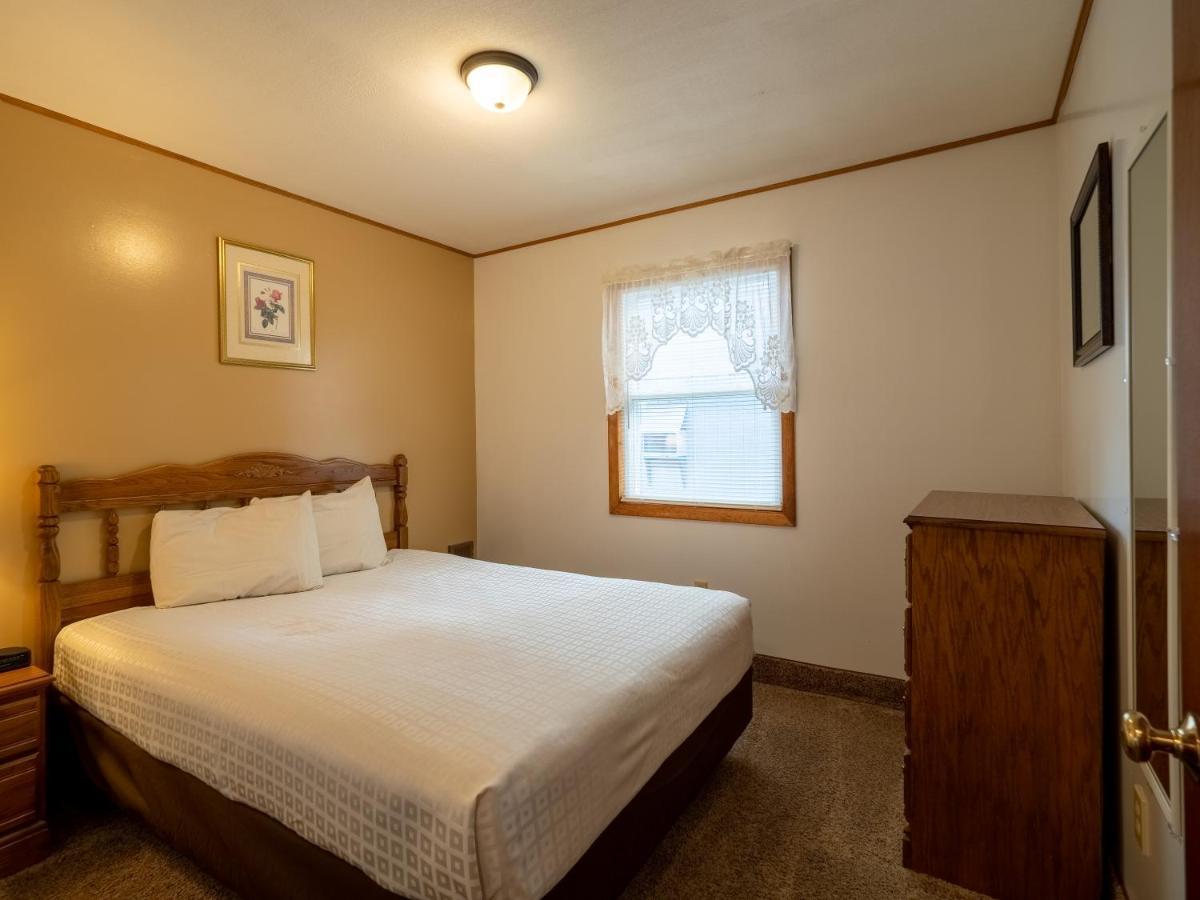 Lake 'N Pines Motel Cooperstown Zewnętrze zdjęcie