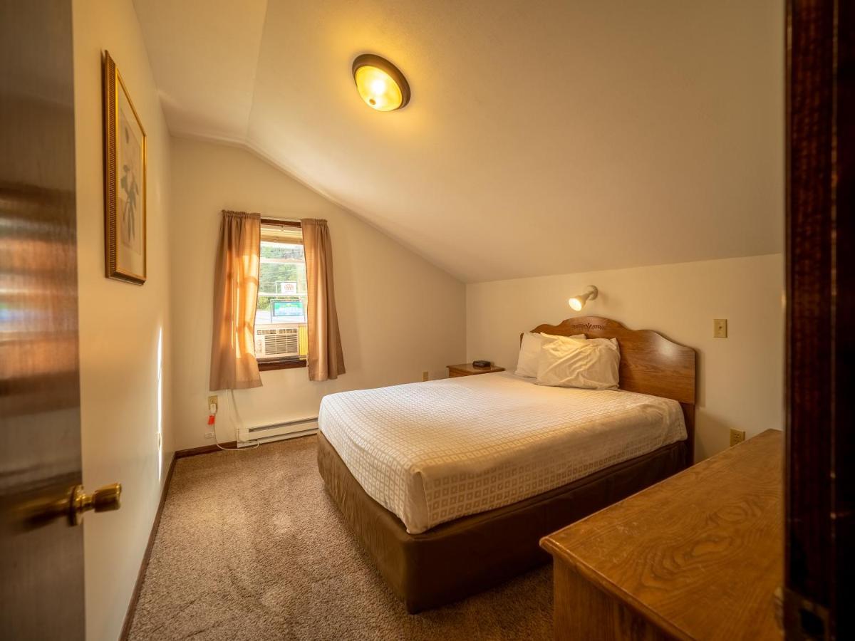 Lake 'N Pines Motel Cooperstown Zewnętrze zdjęcie